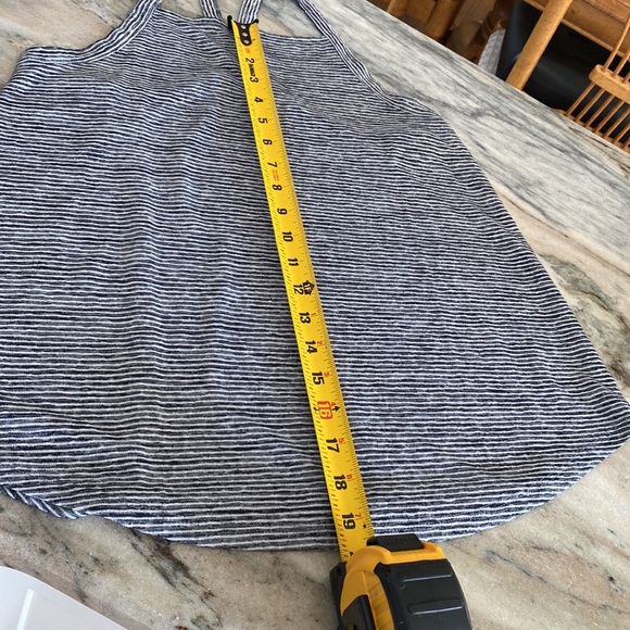 Tank - Picture 4 of 4